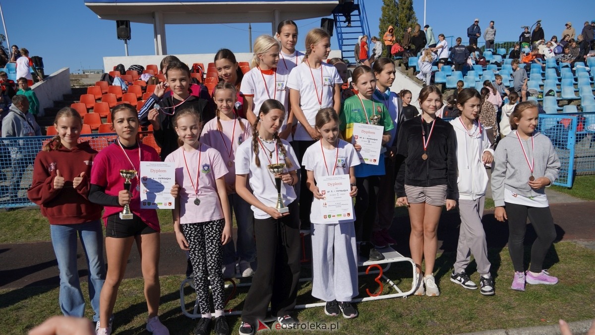 Zawody biegowe - sztafeta [26.09.2025] - zdjęcie #89 - eOstroleka.pl