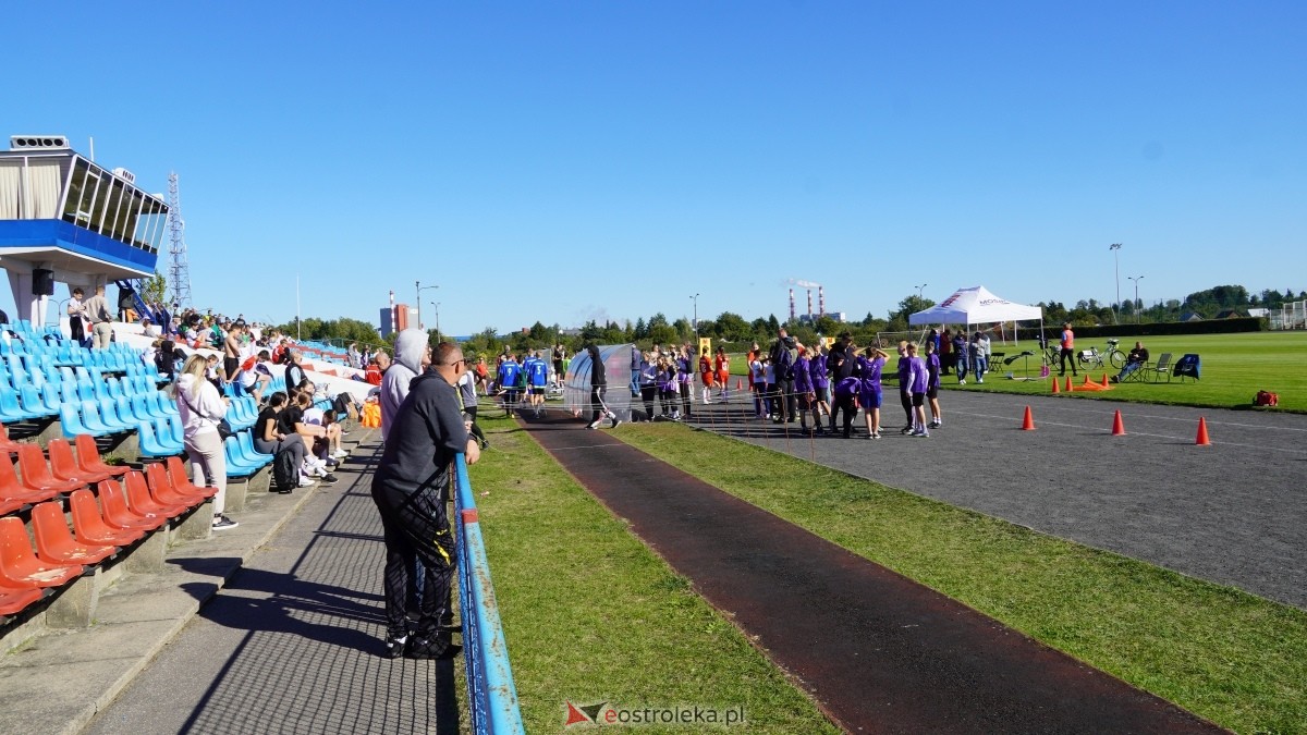 Zawody biegowe - sztafeta [26.09.2025] - zdjęcie #79 - eOstroleka.pl