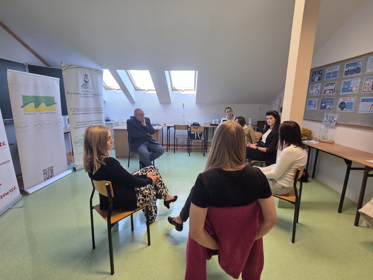 Nowe kompentecje dla psychologów. Powiat ostrołęcki inwestuje w zdrowie psychiczne młodzieży [26.09.2025] - zdjęcie #16 - eOstroleka.pl