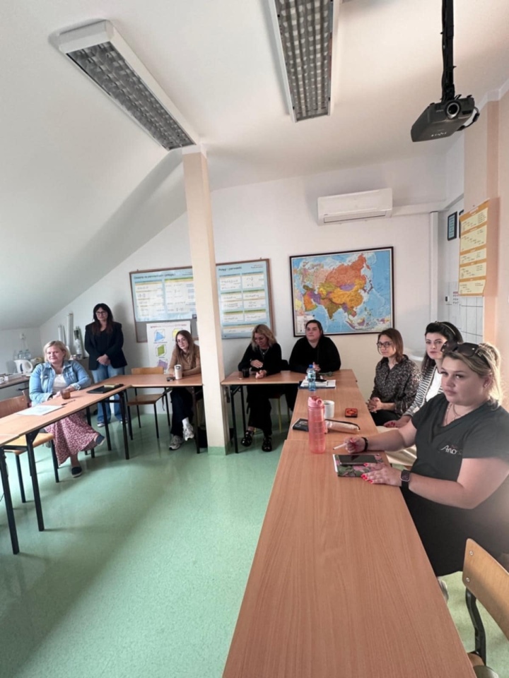 Nowe kompentecje dla psychologów. Powiat ostrołęcki inwestuje w zdrowie psychiczne młodzieży [26.09.2025] - zdjęcie #2 - eOstroleka.pl