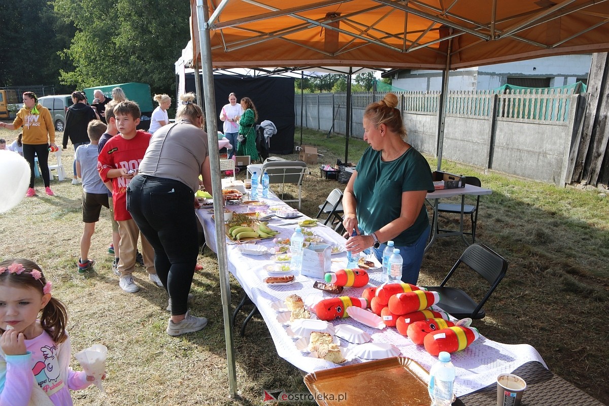 Rodzinny Piknik w Daniłowie: „Bezpiecznego Powrotu do Szkoły” [27.09.2025] - zdjęcie #5 - eOstroleka.pl