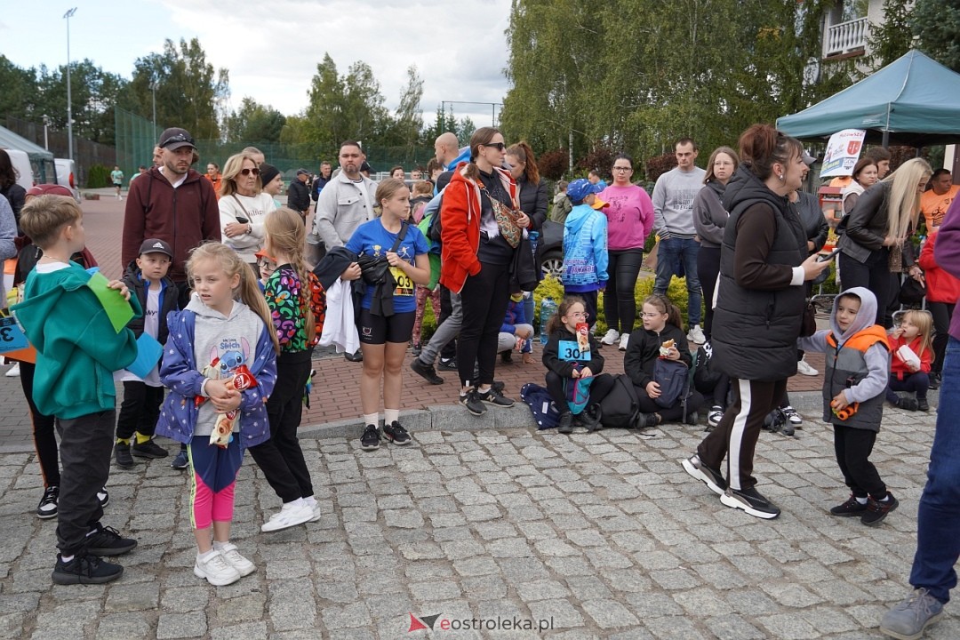 II Festiwal Biegowy i Nordic Walking, o Puchar Wójta Gminy Olszewo-Borki [28.09.2025] - zdjęcie #104 - eOstroleka.pl