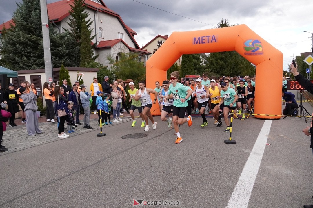 II Festiwal Biegowy i Nordic Walking, o Puchar Wójta Gminy Olszewo-Borki [28.09.2025] - zdjęcie #88 - eOstroleka.pl