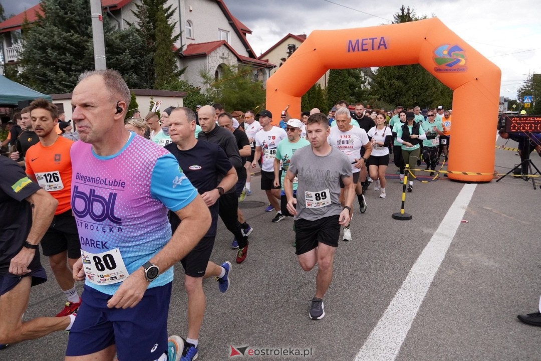 II Festiwal Biegowy i Nordic Walking, o Puchar Wójta Gminy Olszewo-Borki [28.09.2025] - zdjęcie #72 - eOstroleka.pl