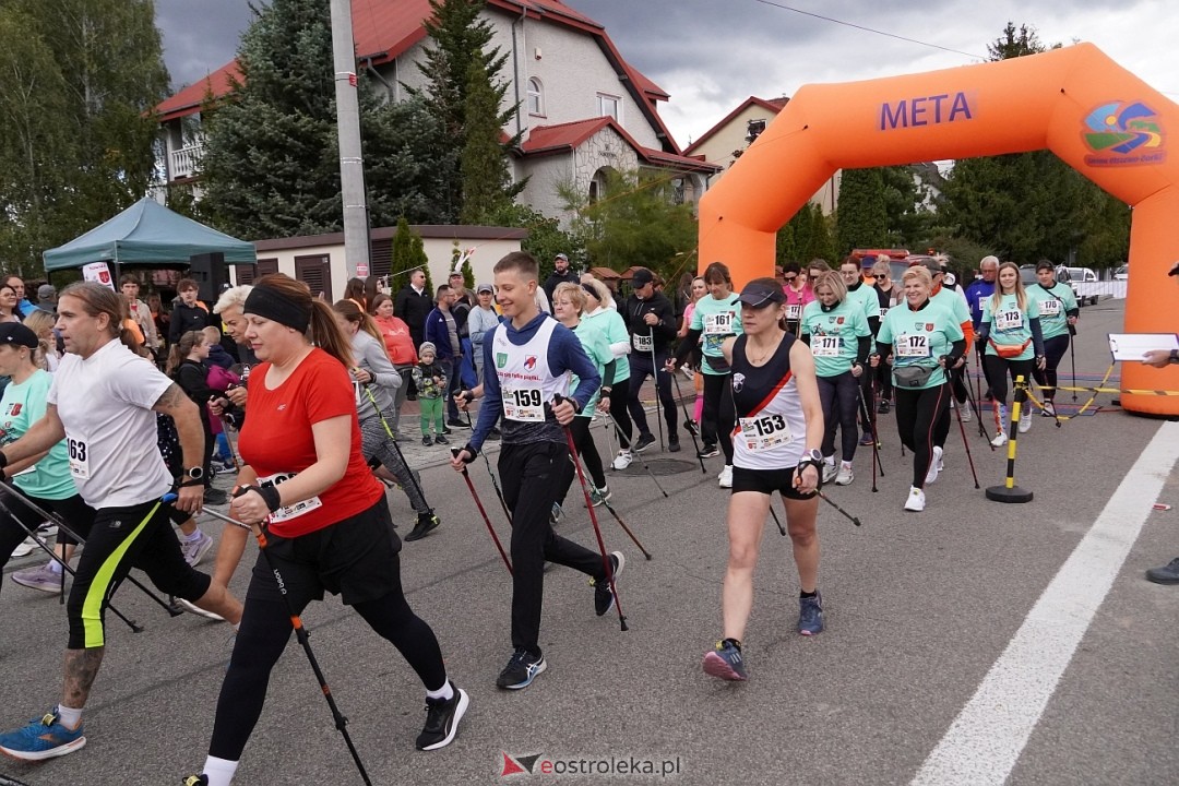 II Festiwal Biegowy i Nordic Walking, o Puchar Wójta Gminy Olszewo-Borki [28.09.2025] - zdjęcie #57 - eOstroleka.pl