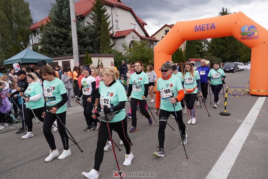 II Festiwal Biegowy i Nordic Walking, o Puchar Wójta Gminy Olszewo-Borki [28.09.2025] - zdjęcie #53 - eOstroleka.pl