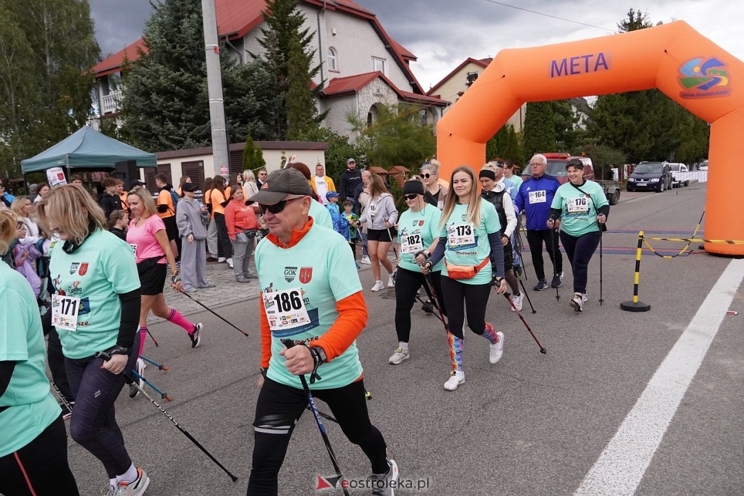 II Festiwal Biegowy i Nordic Walking, o Puchar Wójta Gminy Olszewo-Borki [28.09.2025] - zdjęcie #52 - eOstroleka.pl