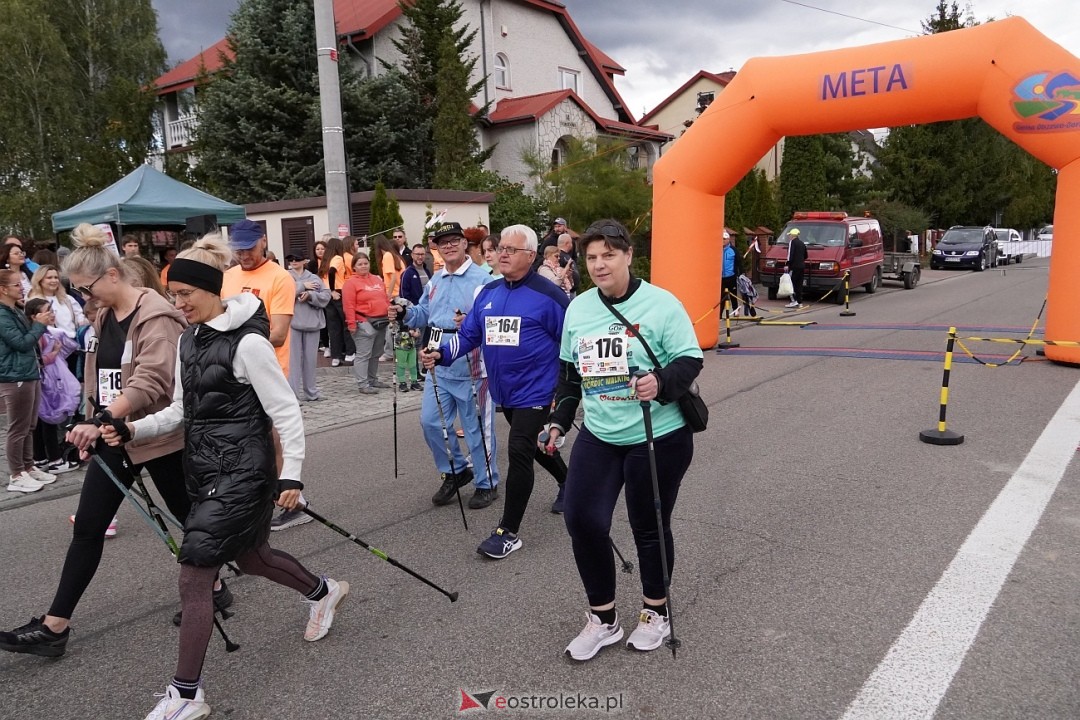 II Festiwal Biegowy i Nordic Walking, o Puchar Wójta Gminy Olszewo-Borki [28.09.2025] - zdjęcie #46 - eOstroleka.pl