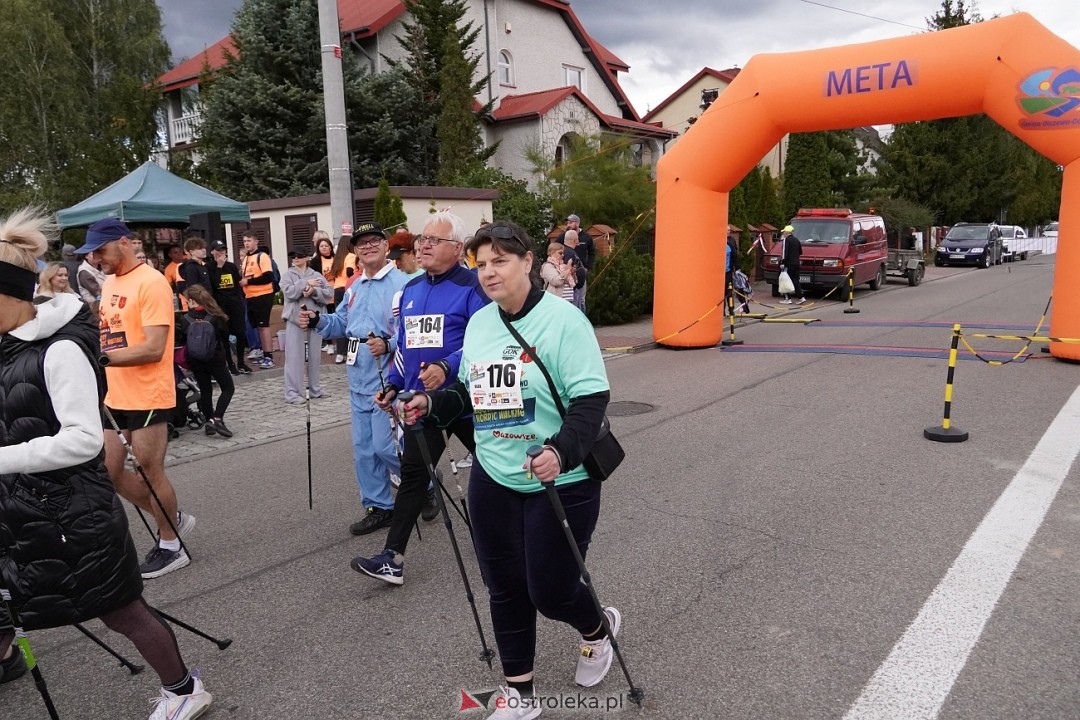 II Festiwal Biegowy i Nordic Walking, o Puchar Wójta Gminy Olszewo-Borki [28.09.2025] - zdjęcie #45 - eOstroleka.pl