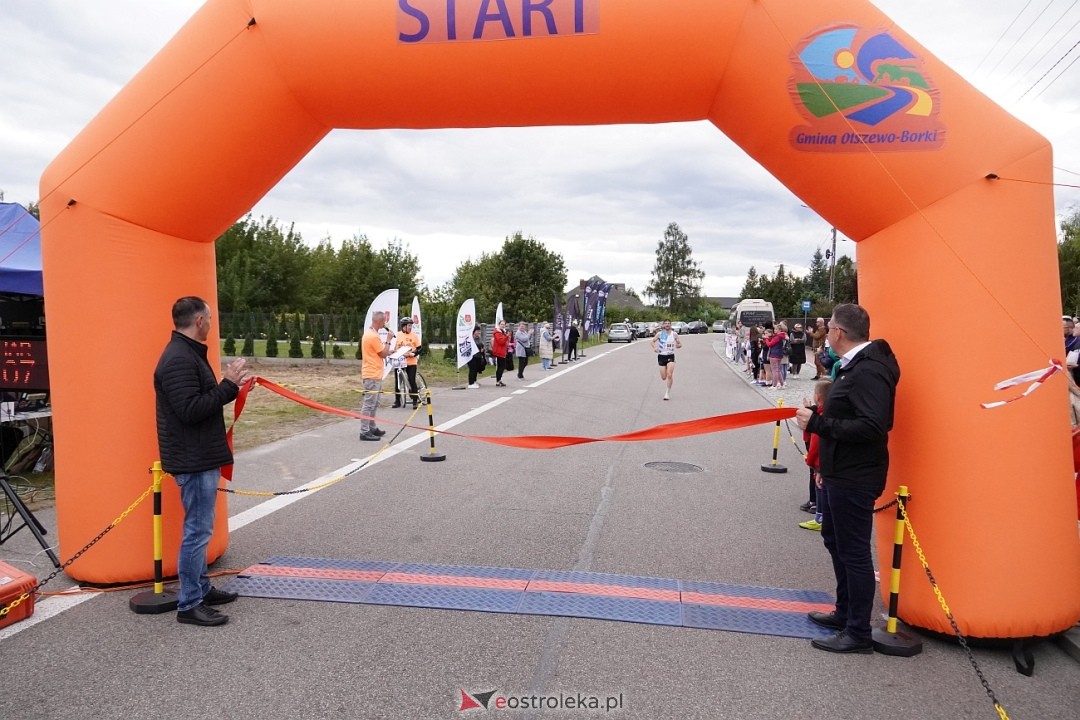 II Festiwal Biegowy i Nordic Walking, o Puchar Wójta Gminy Olszewo-Borki [28.09.2025] - zdjęcie #44 - eOstroleka.pl