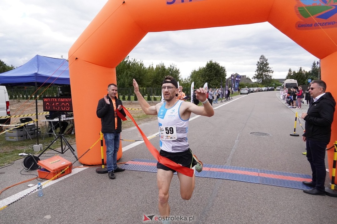II Festiwal Biegowy i Nordic Walking, o Puchar Wójta Gminy Olszewo-Borki [28.09.2025] - zdjęcie #43 - eOstroleka.pl
