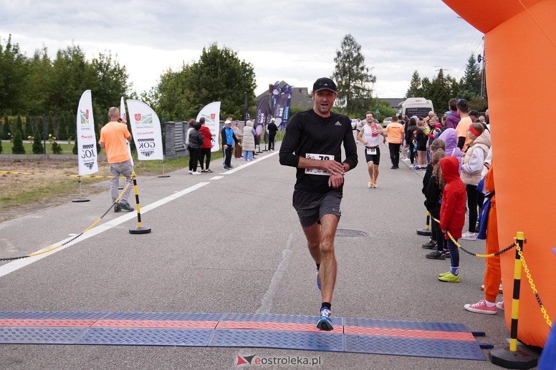 II Festiwal Biegowy i Nordic Walking, o Puchar Wójta Gminy Olszewo-Borki [28.09.2025] - zdjęcie #36 - eOstroleka.pl