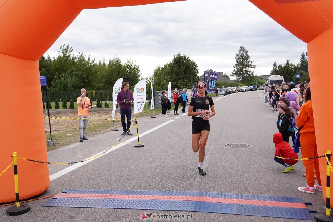 II Festiwal Biegowy i Nordic Walking, o Puchar Wójta Gminy Olszewo-Borki [28.09.2025] - zdjęcie #32 - eOstroleka.pl