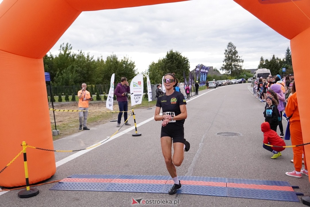 II Festiwal Biegowy i Nordic Walking, o Puchar Wójta Gminy Olszewo-Borki [28.09.2025] - zdjęcie #31 - eOstroleka.pl