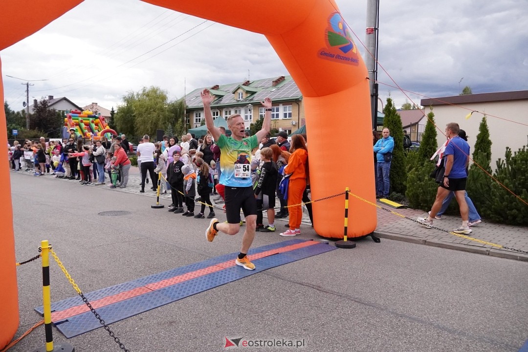 II Festiwal Biegowy i Nordic Walking, o Puchar Wójta Gminy Olszewo-Borki [28.09.2025] - zdjęcie #20 - eOstroleka.pl