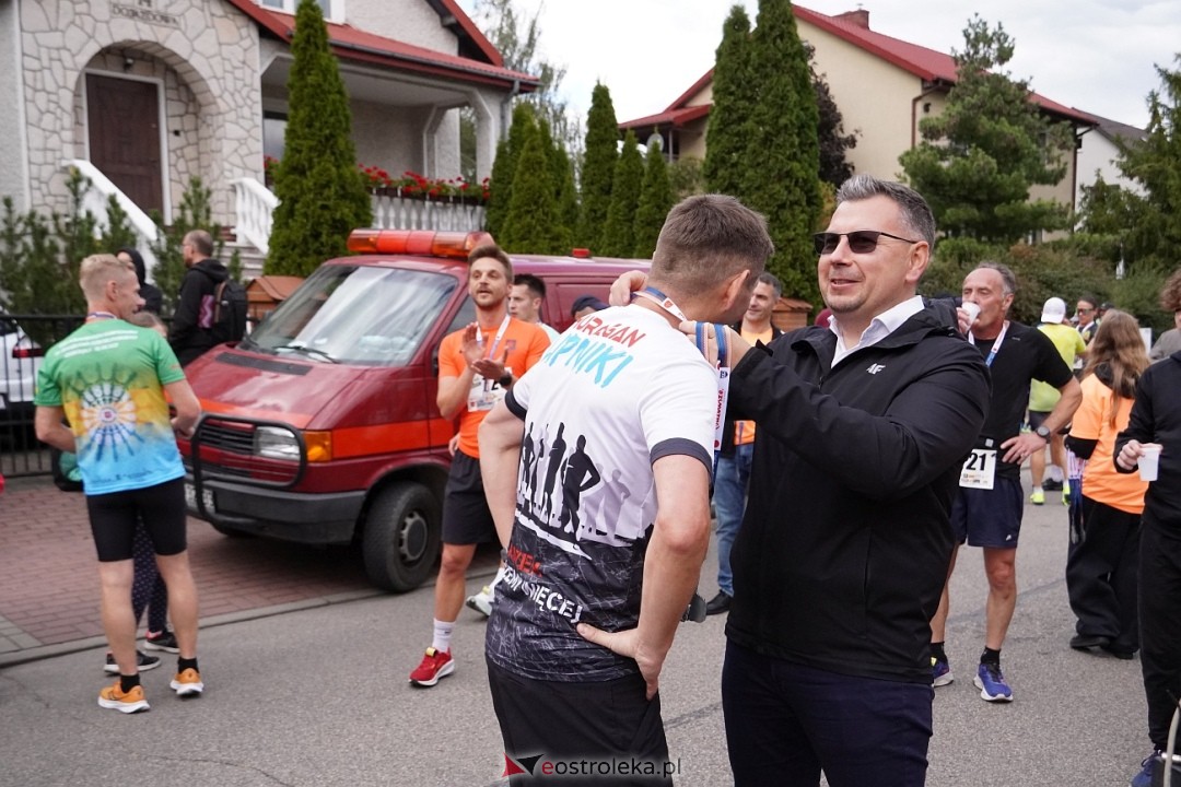 II Festiwal Biegowy i Nordic Walking, o Puchar Wójta Gminy Olszewo-Borki [28.09.2025] - zdjęcie #13 - eOstroleka.pl