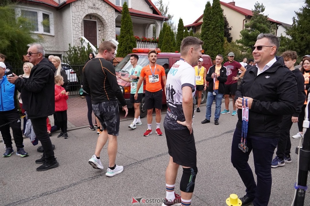 II Festiwal Biegowy i Nordic Walking, o Puchar Wójta Gminy Olszewo-Borki [28.09.2025] - zdjęcie #12 - eOstroleka.pl