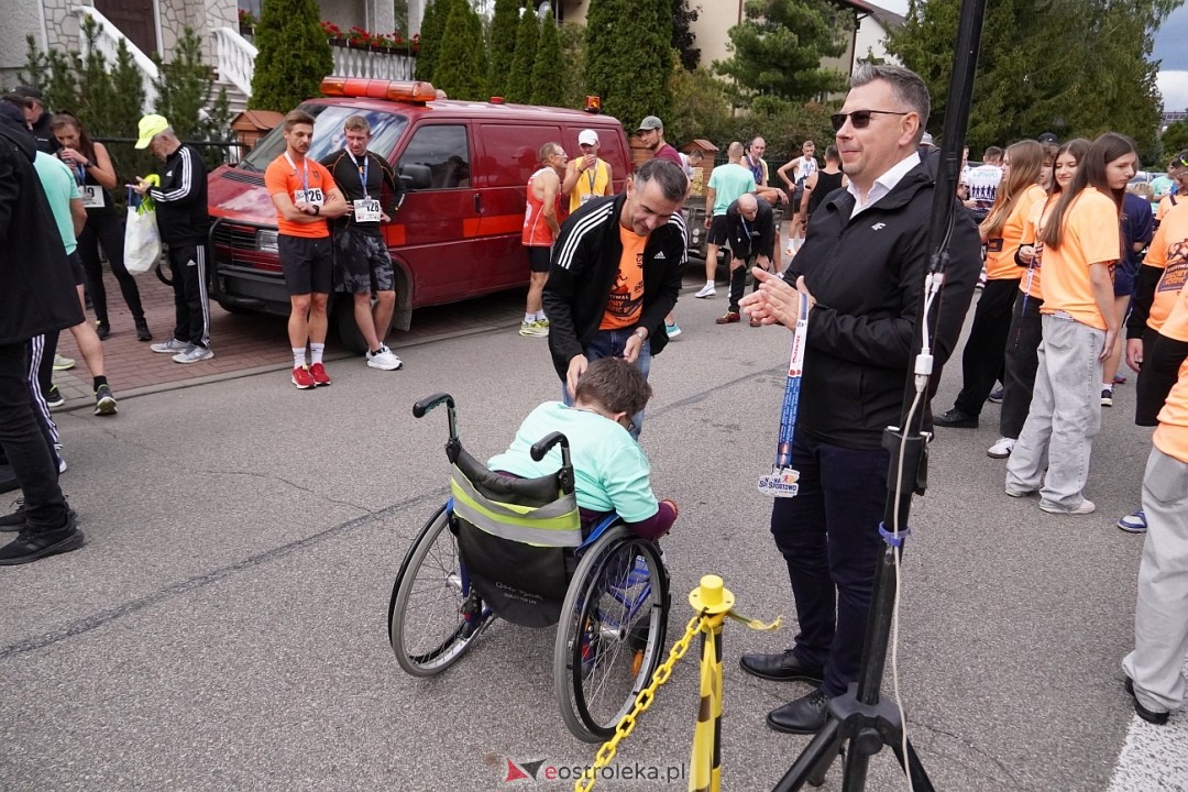 II Festiwal Biegowy i Nordic Walking, o Puchar Wójta Gminy Olszewo-Borki [28.09.2025] - zdjęcie #1 - eOstroleka.pl