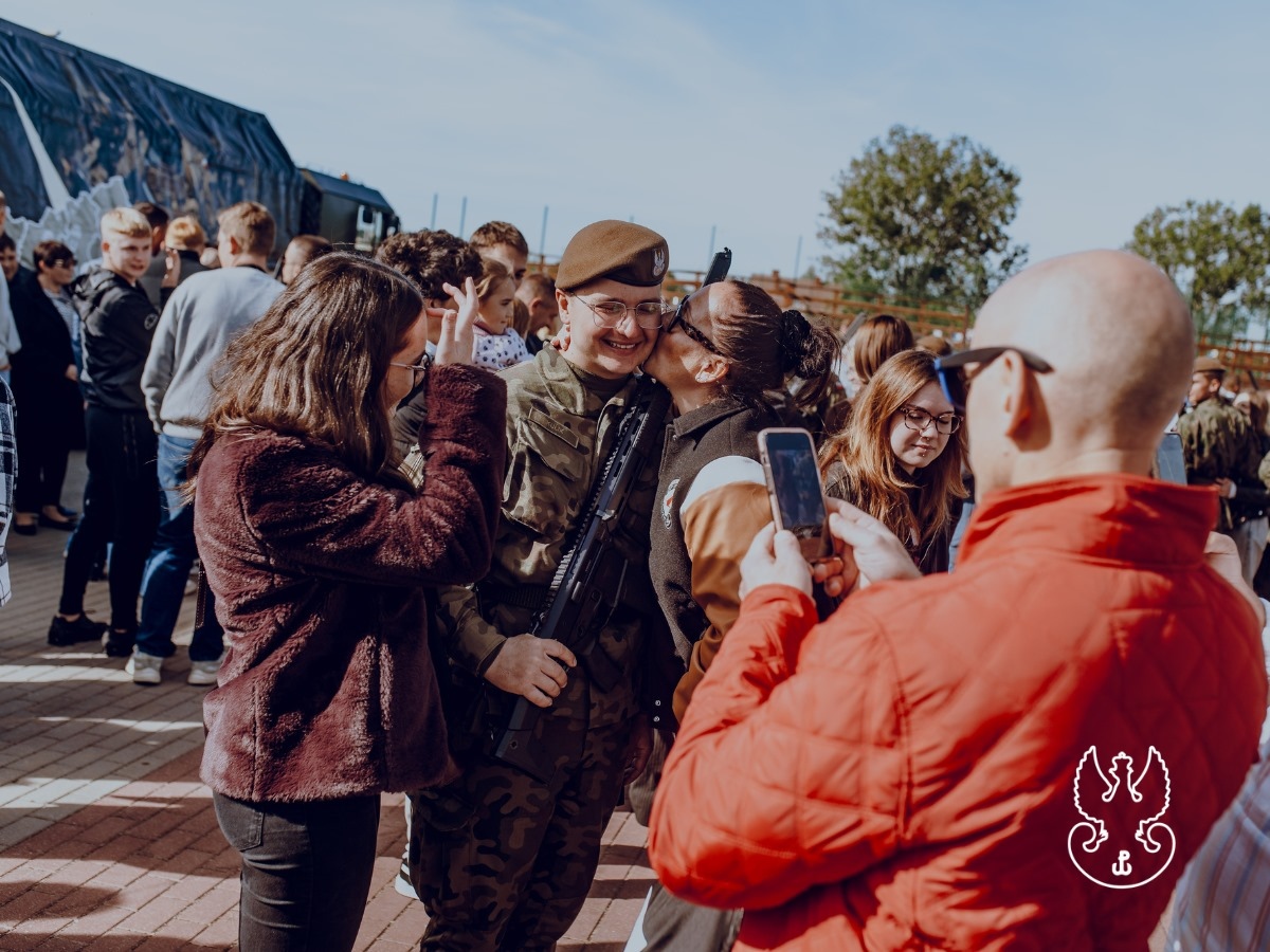 Przysięga wojskowa 5 Mazowieckiej Brygady Obrony Terytorialnej [27.09.2025] - zdjęcie #8 - eOstroleka.pl