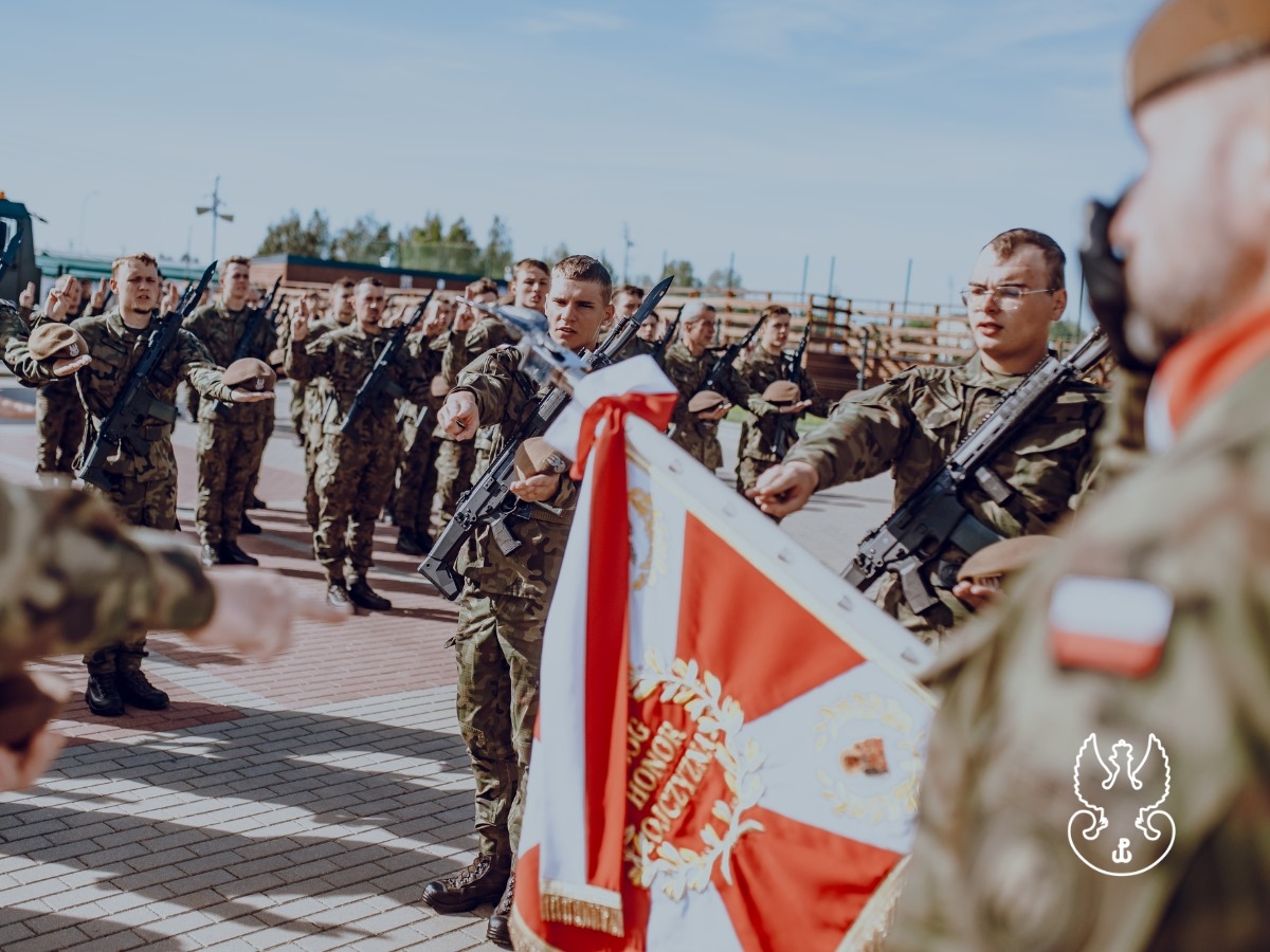 Przysięga wojskowa 5 Mazowieckiej Brygady Obrony Terytorialnej [27.09.2025] - zdjęcie #3 - eOstroleka.pl