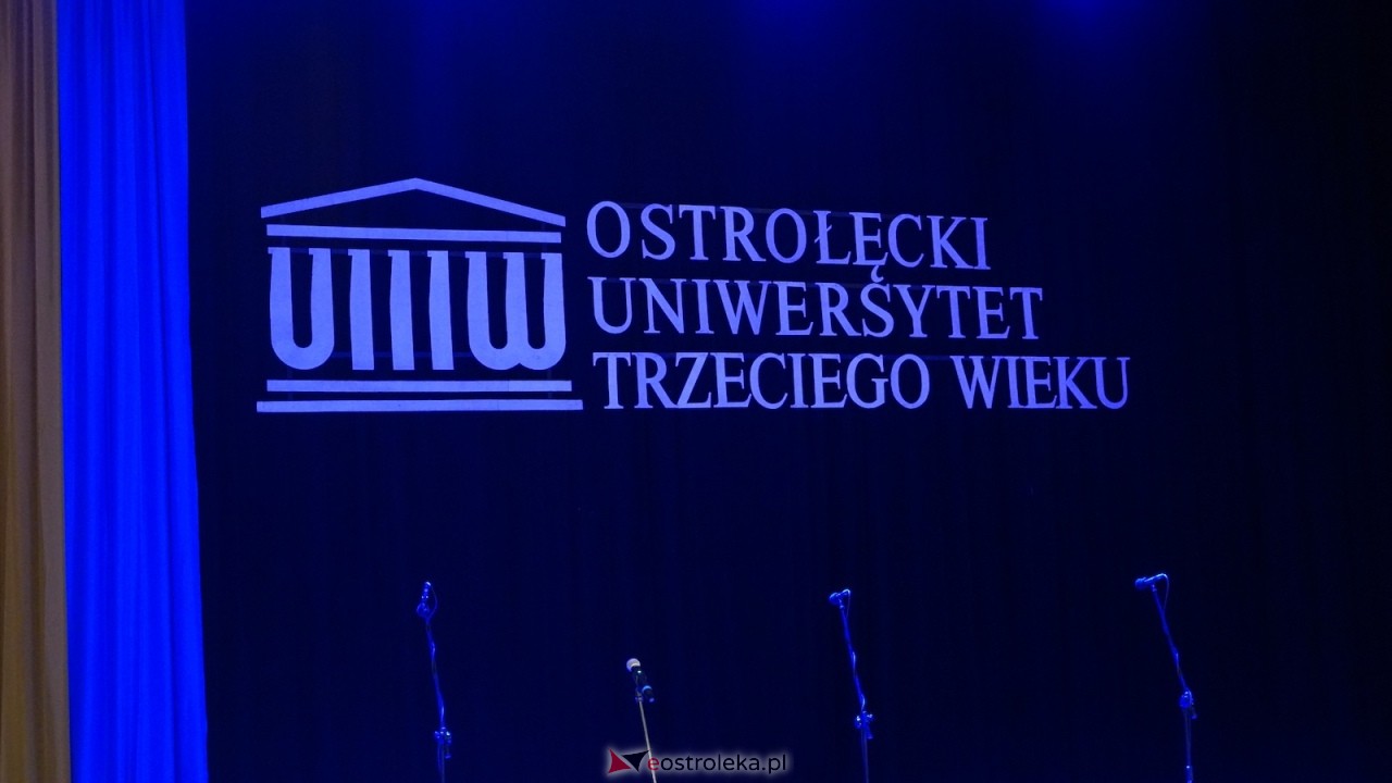 Inauguracja roku Ostrołęckiego Uniwersytetu Trzeciego Wieku [01.10.2025] - zdjęcie #84 - eOstroleka.pl