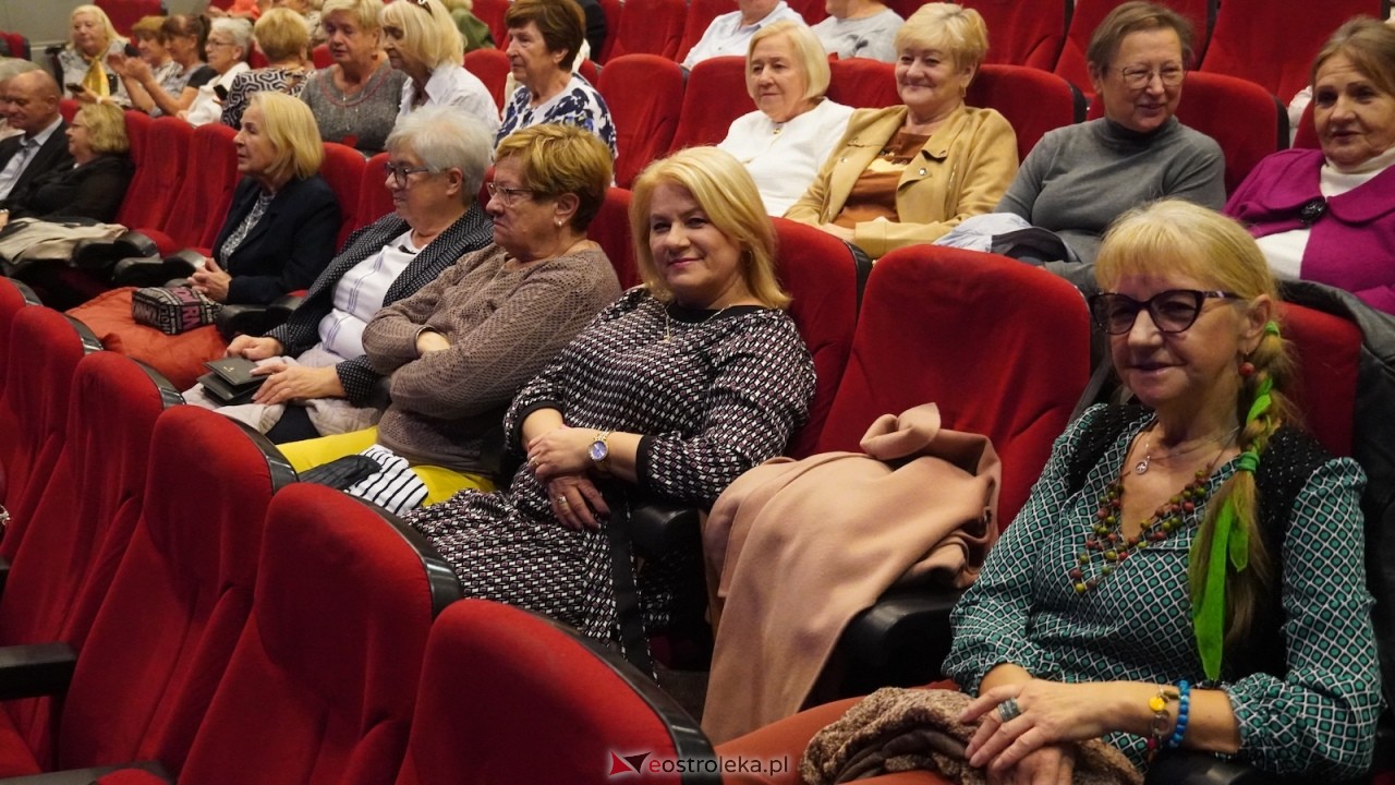 Inauguracja roku Ostrołęckiego Uniwersytetu Trzeciego Wieku [01.10.2025] - zdjęcie #80 - eOstroleka.pl