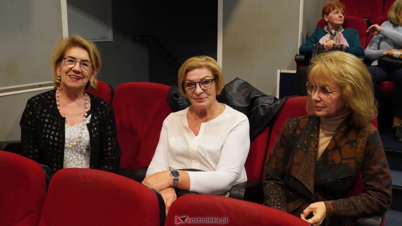 Inauguracja roku Ostrołęckiego Uniwersytetu Trzeciego Wieku [01.10.2025] - zdjęcie #75 - eOstroleka.pl