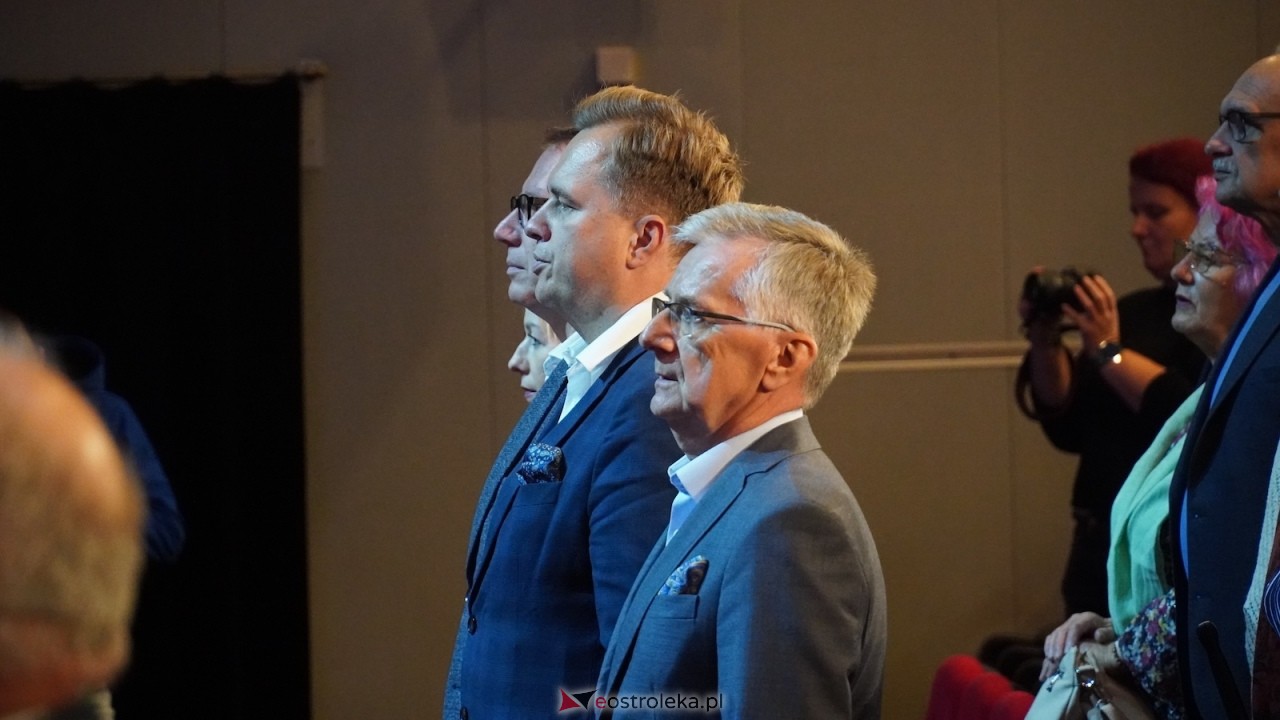 Inauguracja roku Ostrołęckiego Uniwersytetu Trzeciego Wieku [01.10.2025] - zdjęcie #59 - eOstroleka.pl