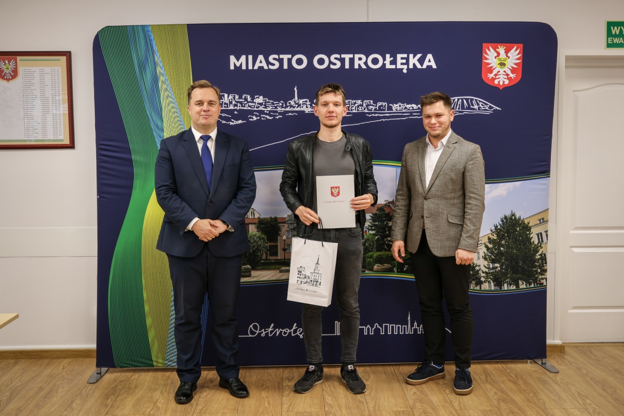 Podsumowanie III kadencji Młodzieżowej Rady Miasta [02.10.2025] - zdjęcie #53 - eOstroleka.pl