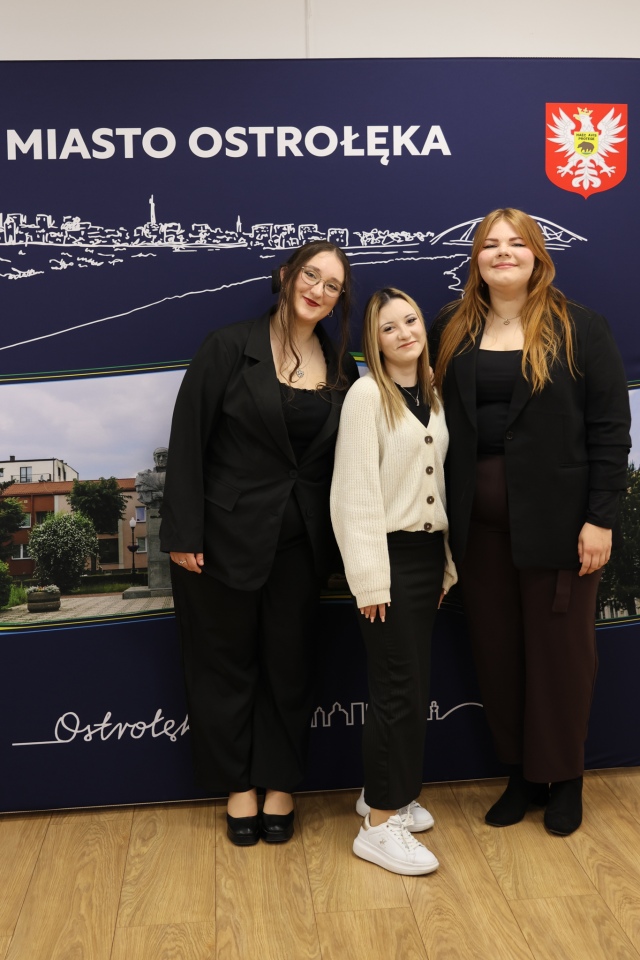 Podsumowanie III kadencji Młodzieżowej Rady Miasta [02.10.2025] - zdjęcie #51 - eOstroleka.pl