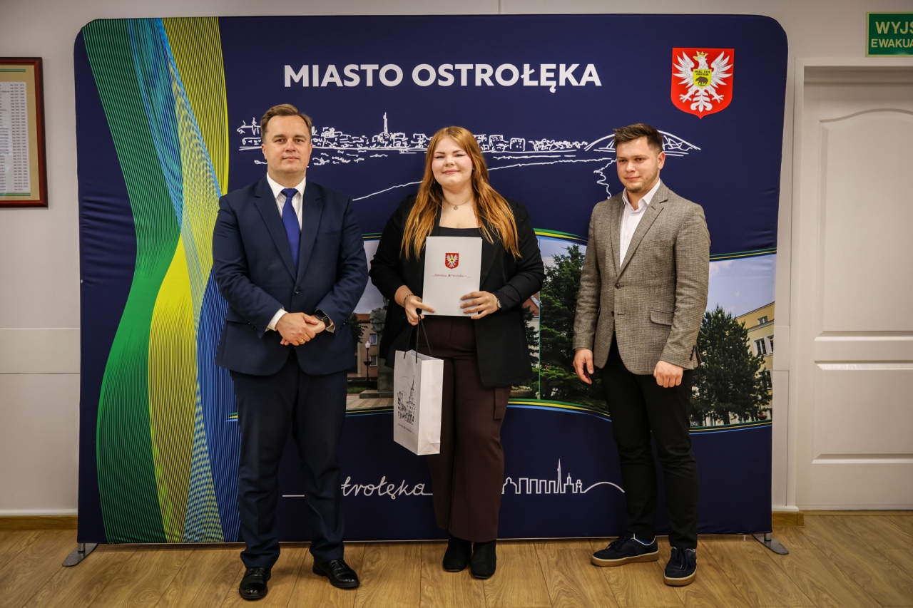 Podsumowanie III kadencji Młodzieżowej Rady Miasta [02.10.2025] - zdjęcie #44 - eOstroleka.pl