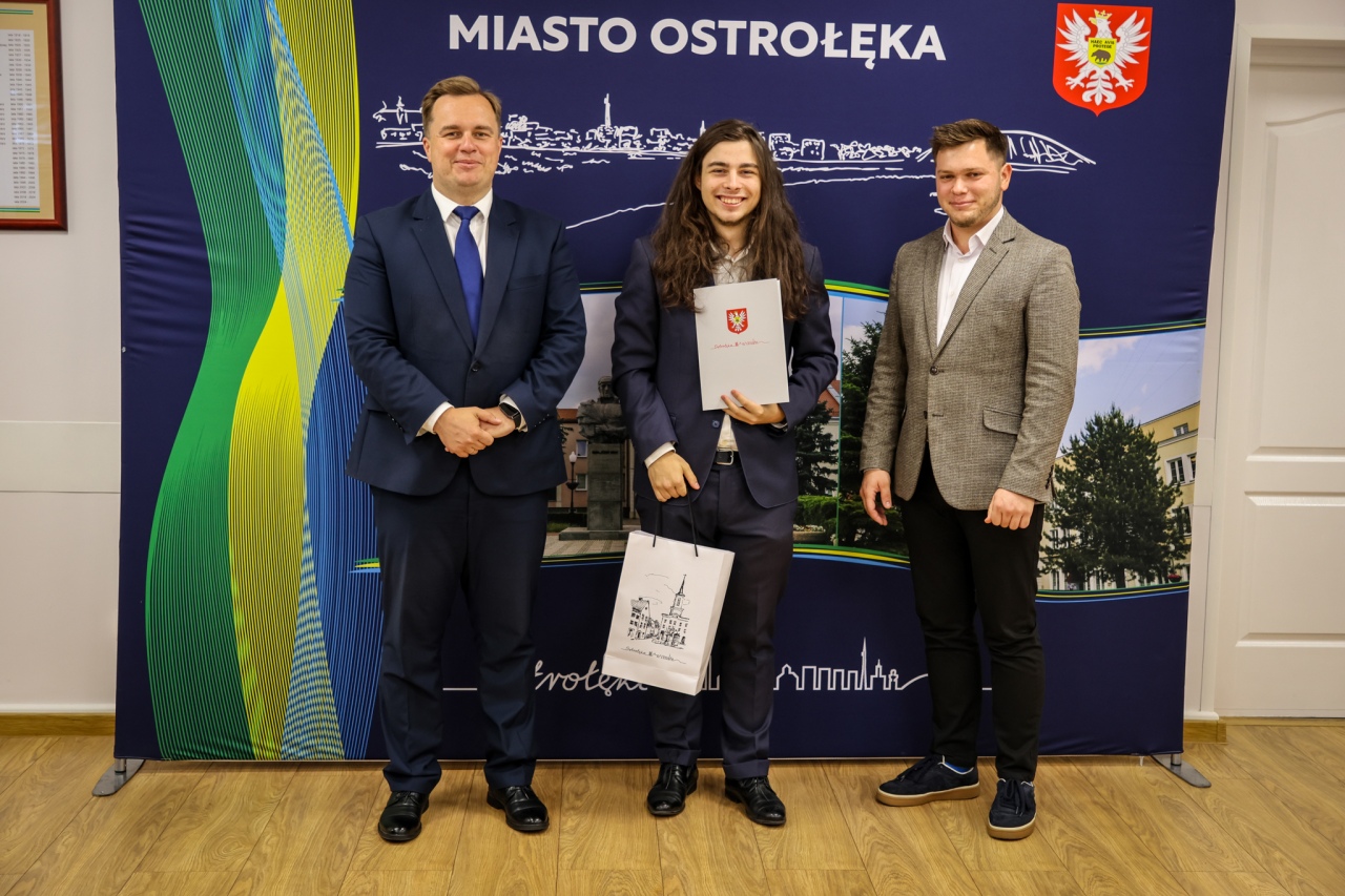 Podsumowanie III kadencji Młodzieżowej Rady Miasta [02.10.2025] - zdjęcie #36 - eOstroleka.pl