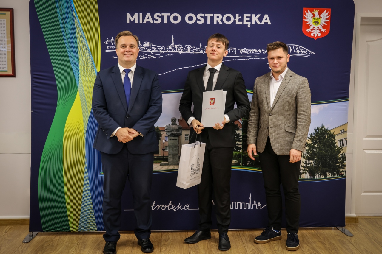 Podsumowanie III kadencji Młodzieżowej Rady Miasta [02.10.2025] - zdjęcie #35 - eOstroleka.pl