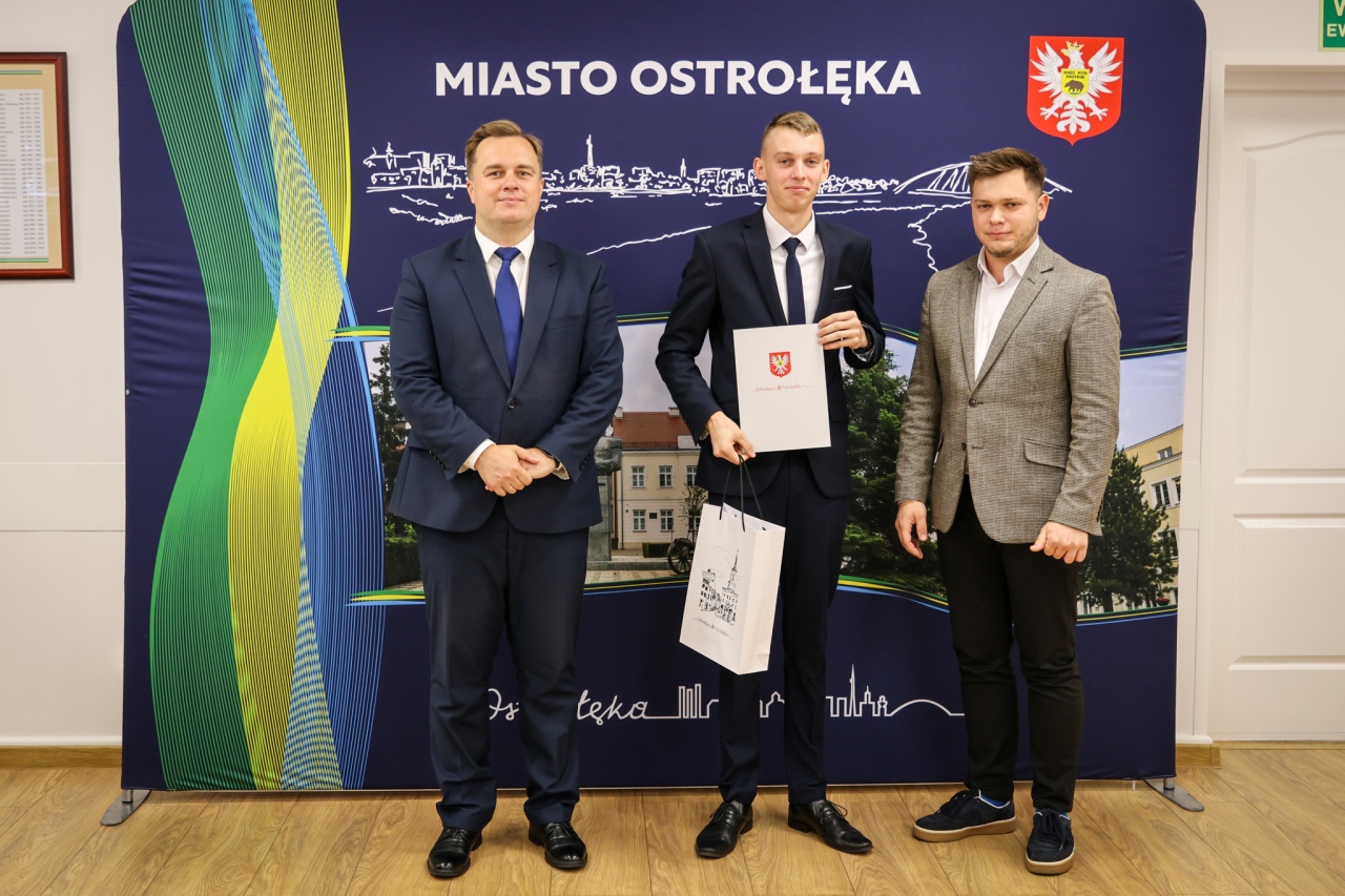 Podsumowanie III kadencji Młodzieżowej Rady Miasta [02.10.2025] - zdjęcie #33 - eOstroleka.pl