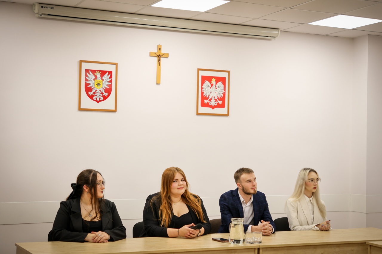 Podsumowanie III kadencji Młodzieżowej Rady Miasta [02.10.2025] - zdjęcie #25 - eOstroleka.pl