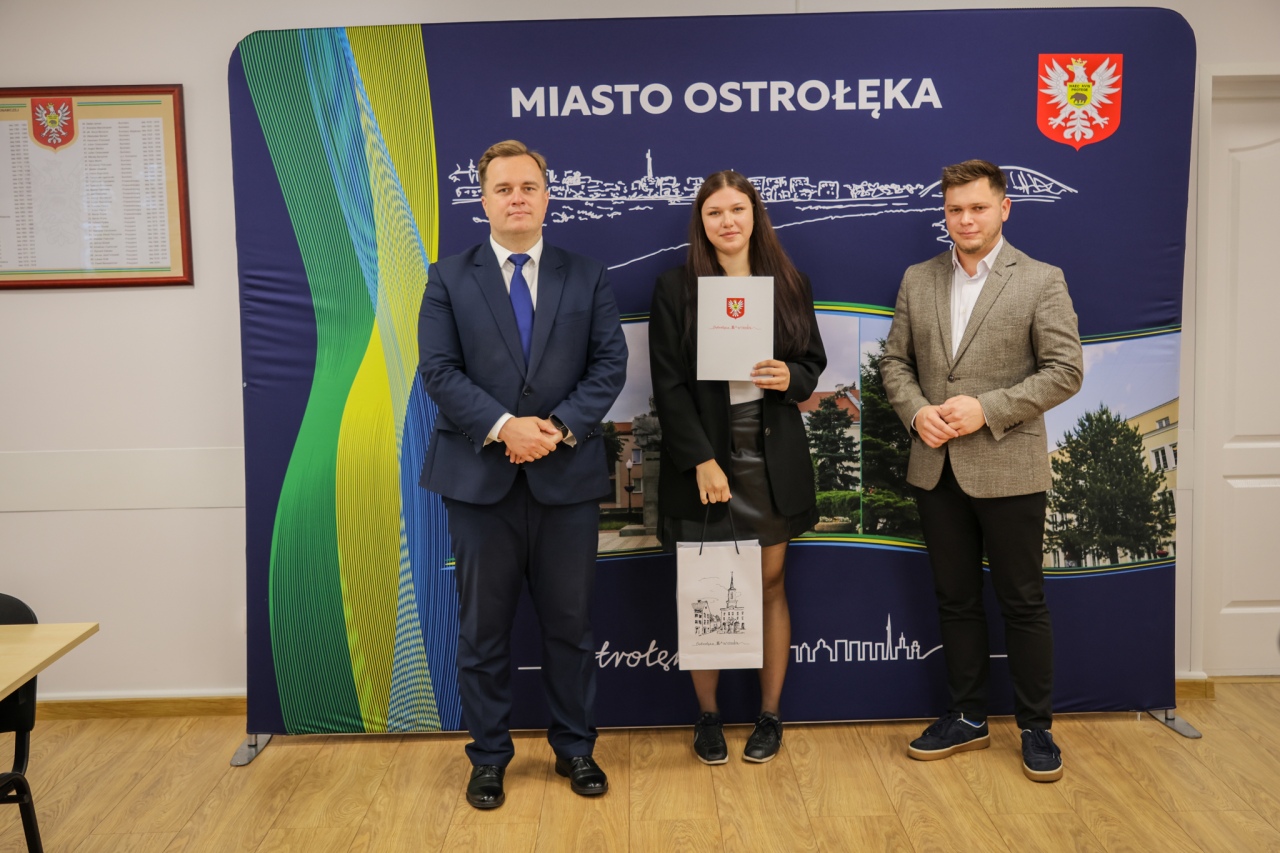 Podsumowanie III kadencji Młodzieżowej Rady Miasta [02.10.2025] - zdjęcie #19 - eOstroleka.pl
