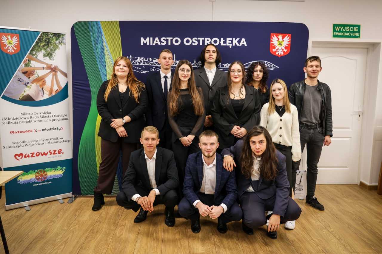 Podsumowanie III kadencji Młodzieżowej Rady Miasta [02.10.2025] - zdjęcie #15 - eOstroleka.pl