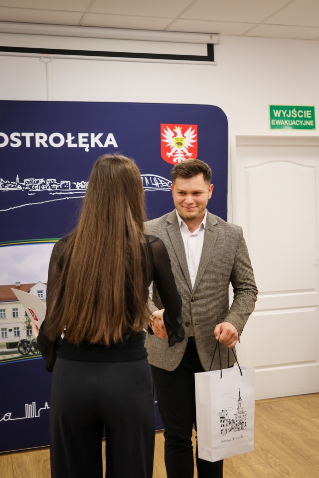 Podsumowanie III kadencji Młodzieżowej Rady Miasta [02.10.2025] - zdjęcie #7 - eOstroleka.pl