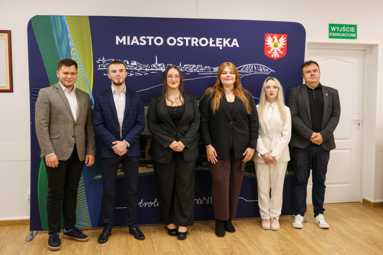 Podsumowanie III kadencji Młodzieżowej Rady Miasta [02.10.2025] - zdjęcie #5 - eOstroleka.pl