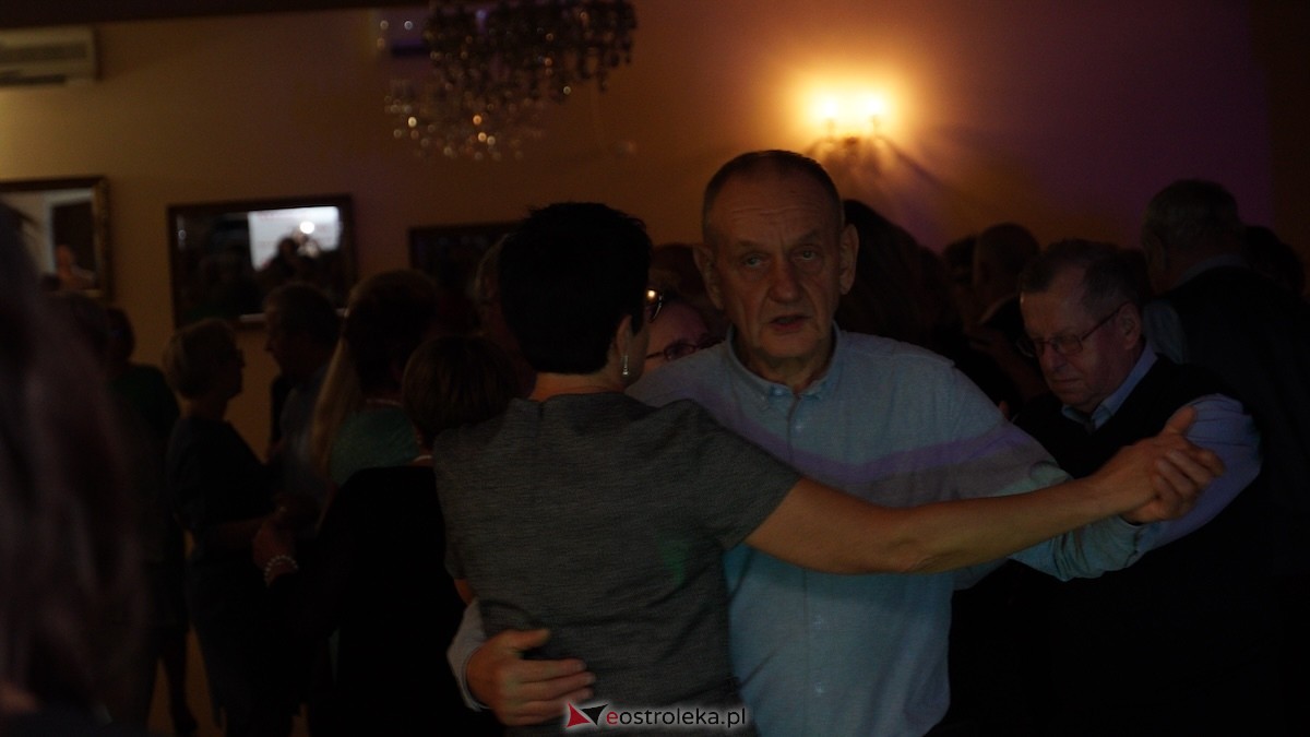 Jak za dawnych lat - potańcówka w gminie Olszewo-Borki [02.10.2025] - zdjęcie #59 - eOstroleka.pl