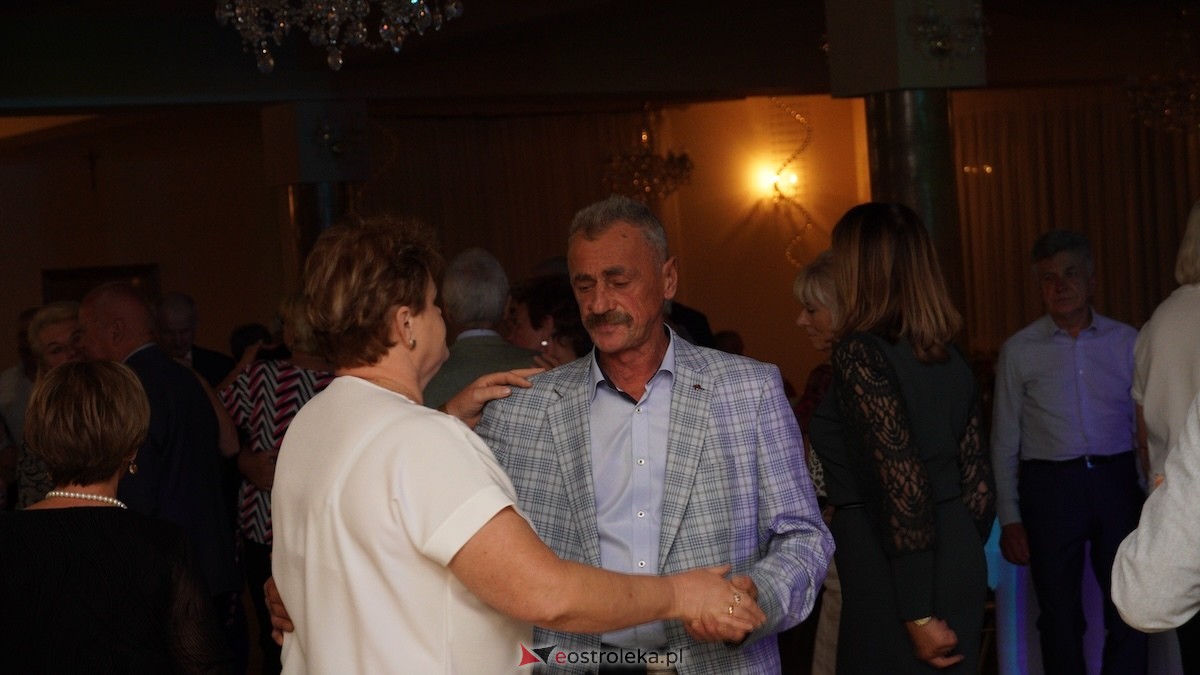 Jak za dawnych lat - potańcówka w gminie Olszewo-Borki [02.10.2025] - zdjęcie #56 - eOstroleka.pl