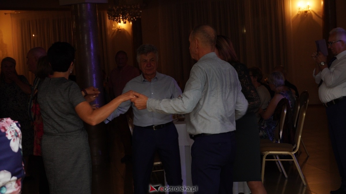 Jak za dawnych lat - potańcówka w gminie Olszewo-Borki [02.10.2025] - zdjęcie #34 - eOstroleka.pl