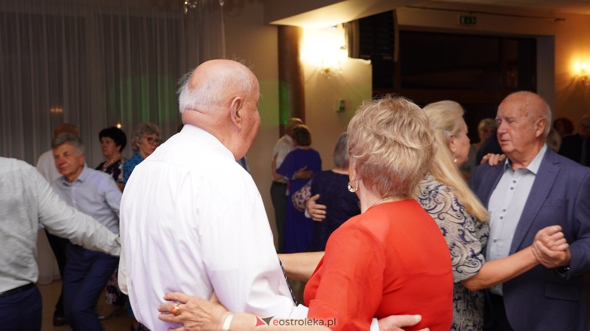 Jak za dawnych lat - potańcówka w gminie Olszewo-Borki [02.10.2025] - zdjęcie #32 - eOstroleka.pl