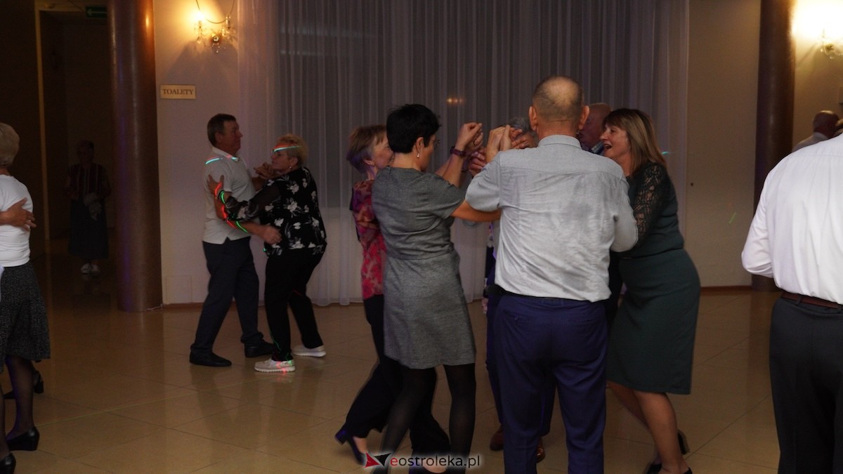 Jak za dawnych lat - potańcówka w gminie Olszewo-Borki [02.10.2025] - zdjęcie #31 - eOstroleka.pl