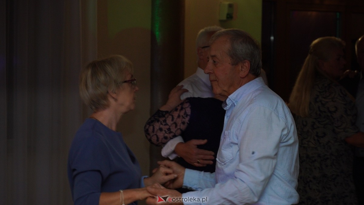 Jak za dawnych lat - potańcówka w gminie Olszewo-Borki [02.10.2025] - zdjęcie #30 - eOstroleka.pl