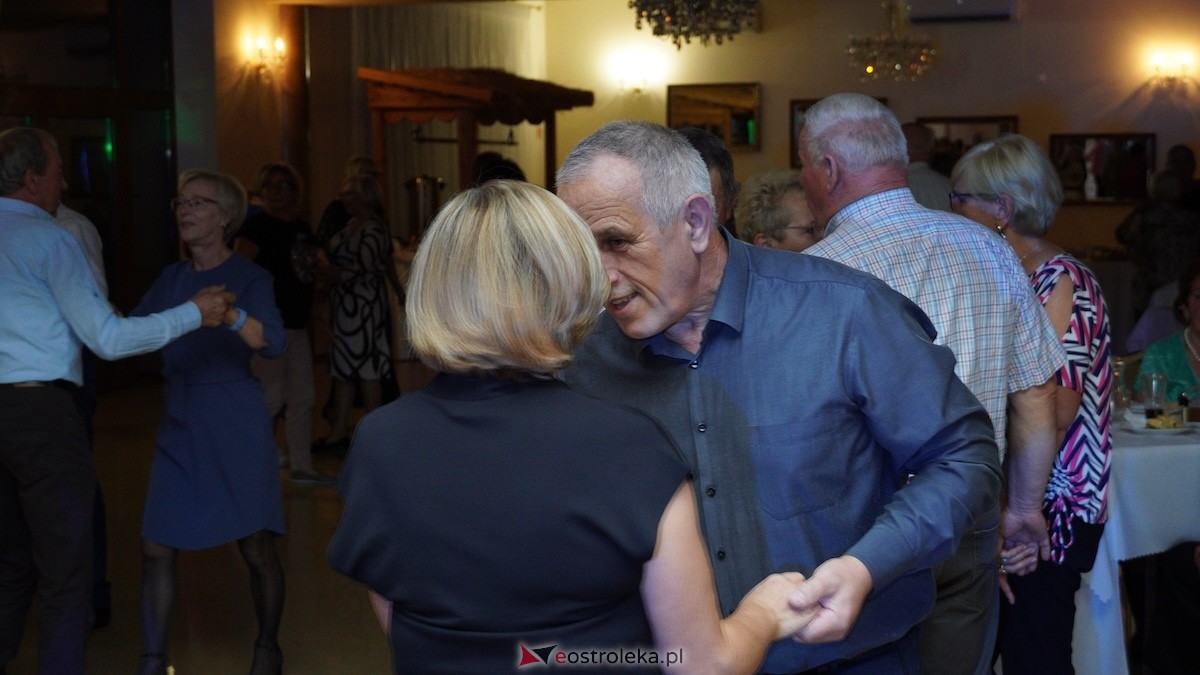 Jak za dawnych lat - potańcówka w gminie Olszewo-Borki [02.10.2025] - zdjęcie #29 - eOstroleka.pl