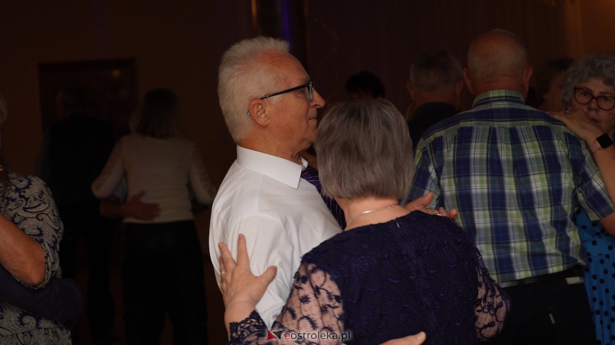 Jak za dawnych lat - potańcówka w gminie Olszewo-Borki [02.10.2025] - zdjęcie #23 - eOstroleka.pl