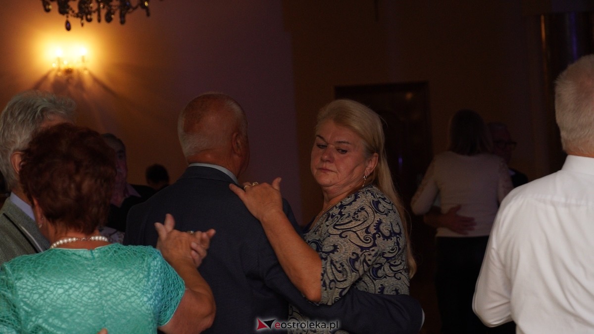 Jak za dawnych lat - potańcówka w gminie Olszewo-Borki [02.10.2025] - zdjęcie #22 - eOstroleka.pl