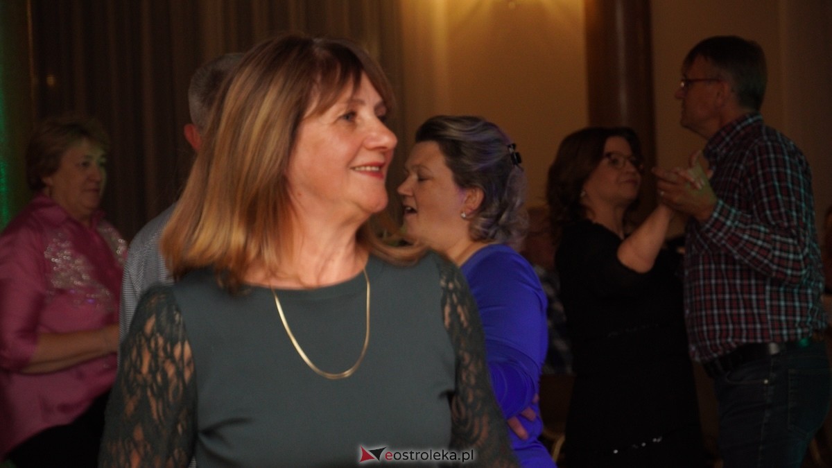 Jak za dawnych lat - potańcówka w gminie Olszewo-Borki [02.10.2025] - zdjęcie #21 - eOstroleka.pl