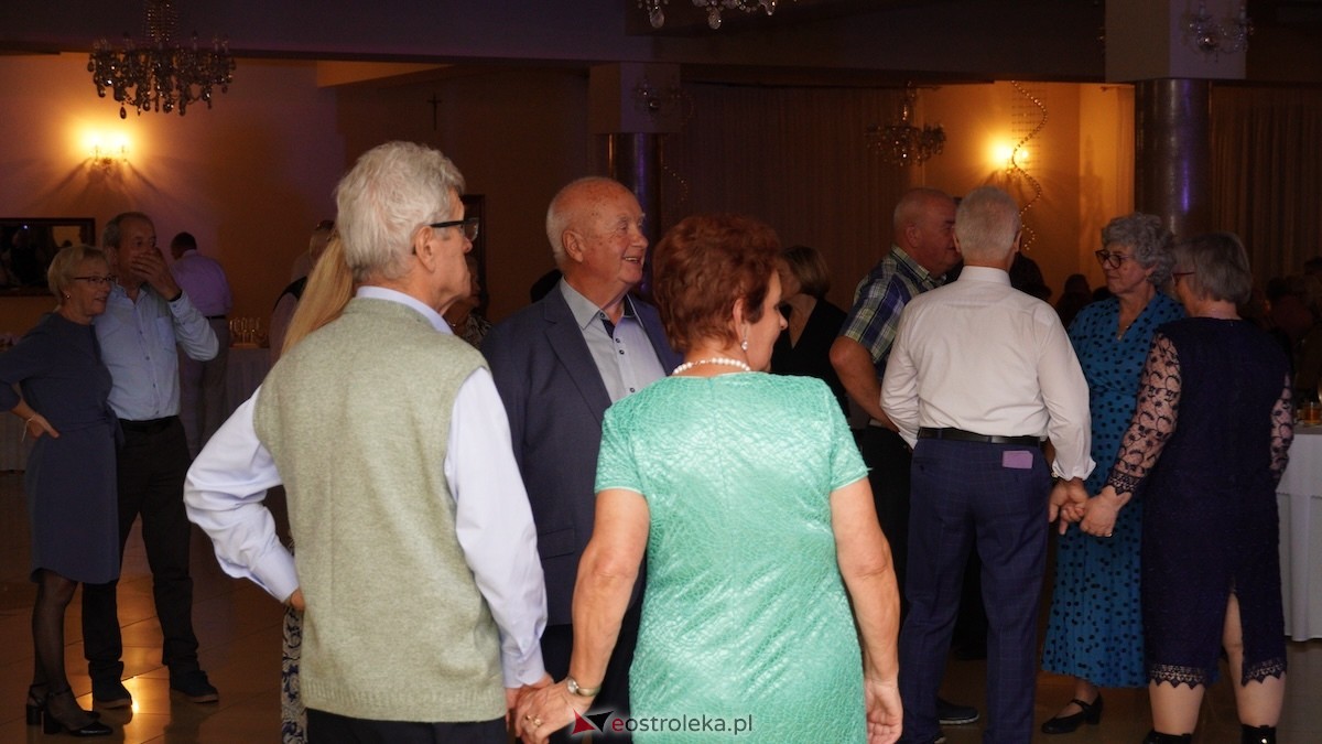 Jak za dawnych lat - potańcówka w gminie Olszewo-Borki [02.10.2025] - zdjęcie #18 - eOstroleka.pl